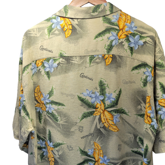 St. Louis Cardinals Floral Hawaiian MLB Genuine Button Up Shirt Size Large - Picture 3 of 7